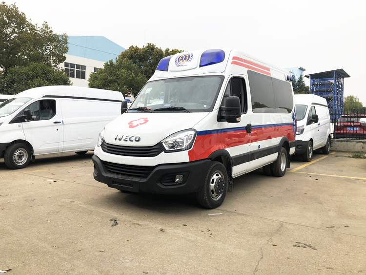 依維柯歐勝救護車