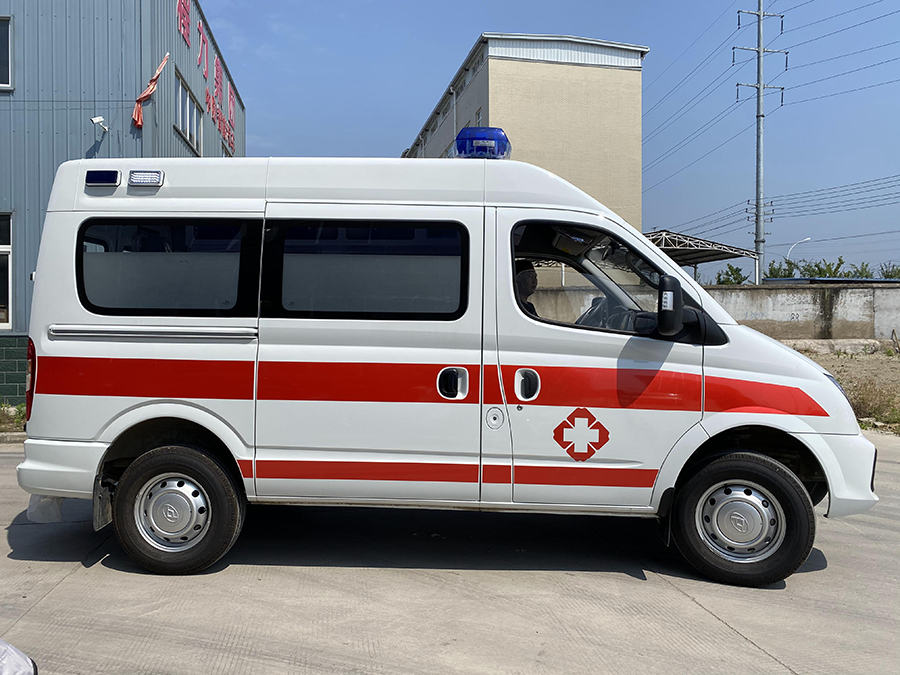 上汽大通V80救護車