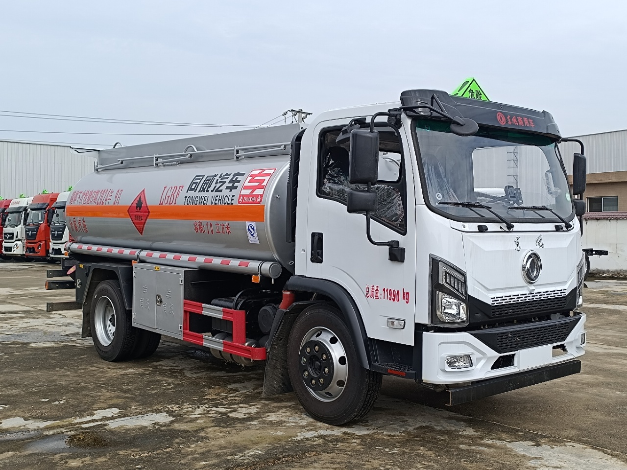 東風商用8噸油罐車