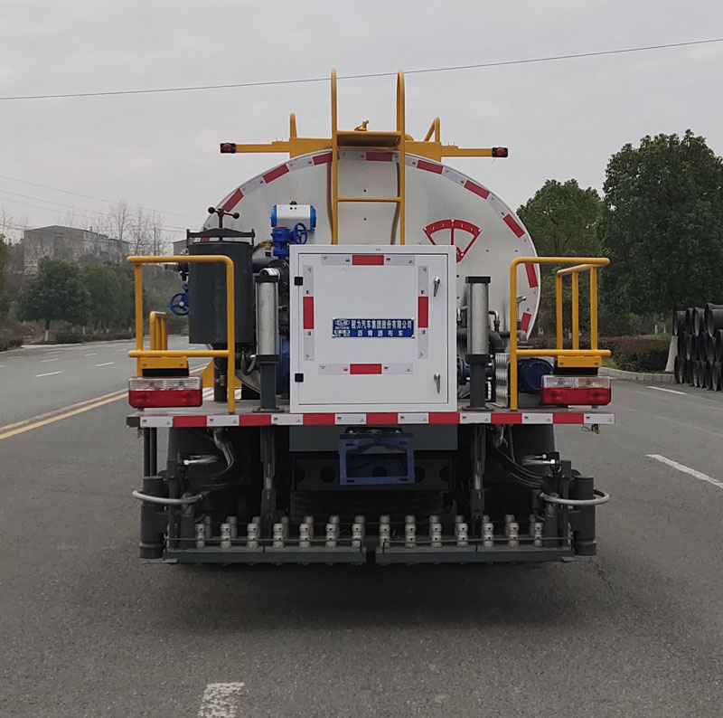 程力牌CL5120GLQ6LS型瀝青灑布車
