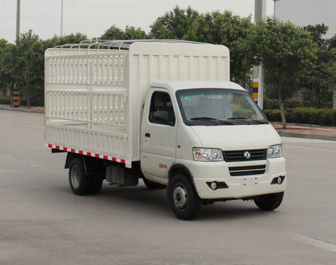 東風(fēng)牌倉柵式運(yùn)輸車