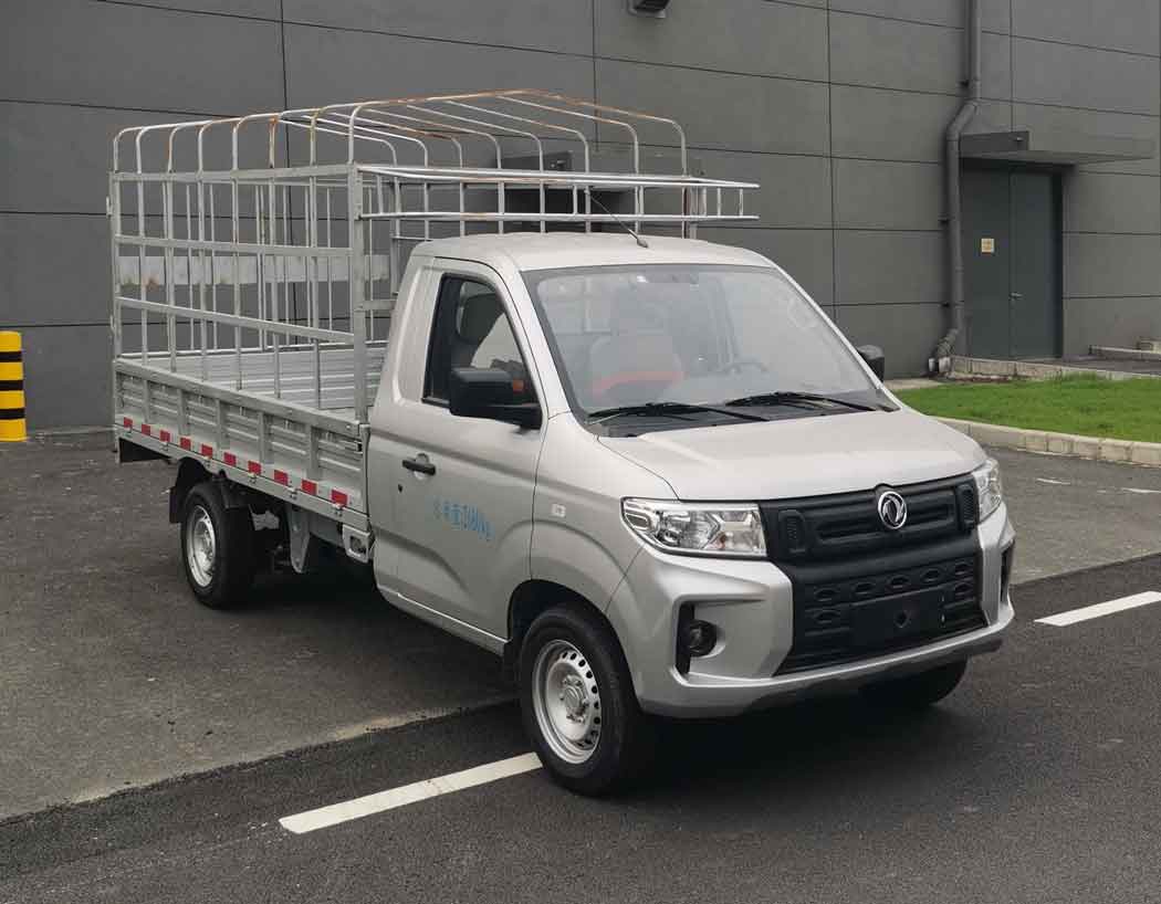 東風(fēng)牌倉柵式運(yùn)輸車