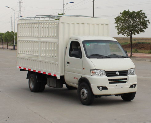 東風牌倉柵式運輸車
