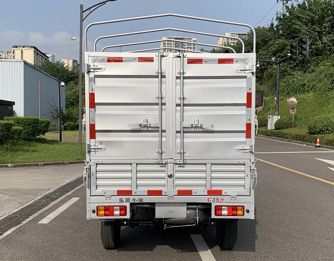 東風牌倉柵式運輸車
