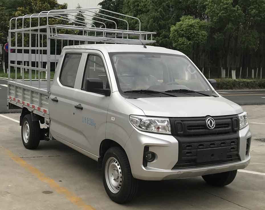 東風牌倉柵式運輸車
