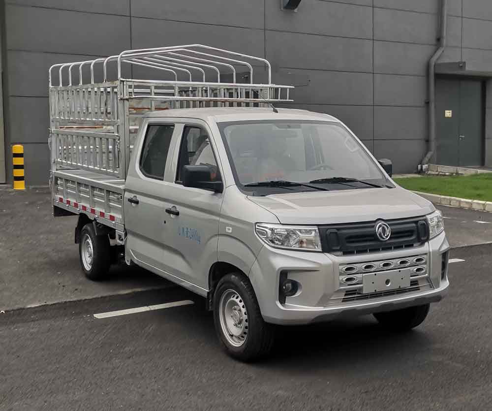 東風牌倉柵式運輸車